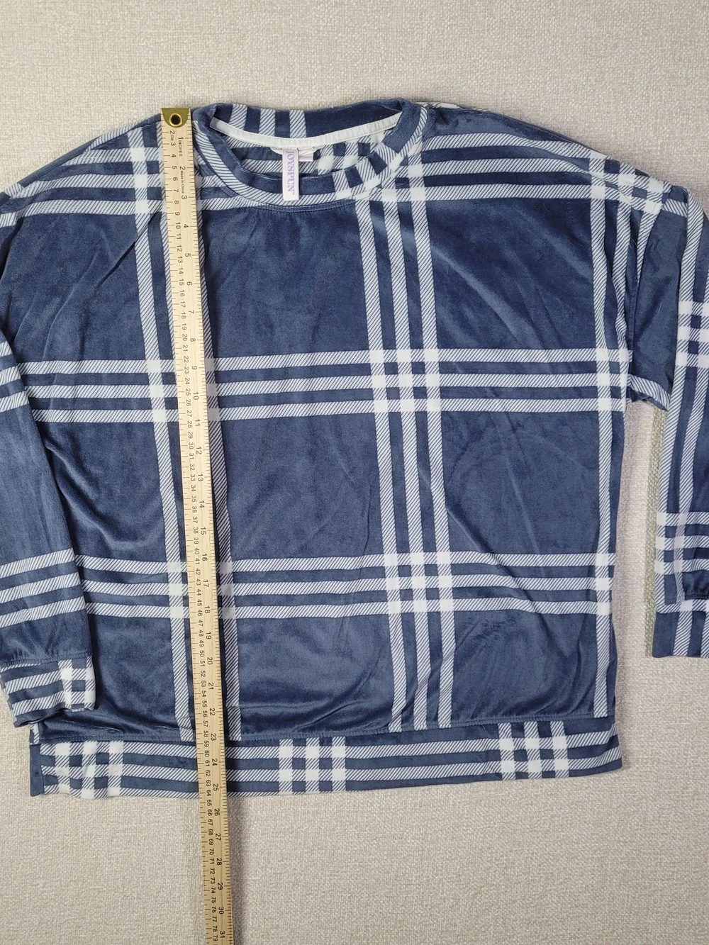 Cozy Women's Navy Plaid Long-Sleeve Pajama Set - Picture 6 of 12